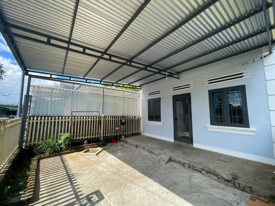Nhà P.2 Bảo Lộc 96m² giá 1.5 tỷ - Ô tô vào tận nơi!