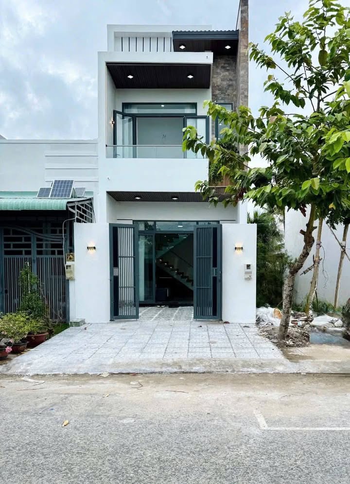 Nhà Mặt Tiền KDC An Bình, Long Xuyên 90m² - Pháp Lý Rõ Ràng!