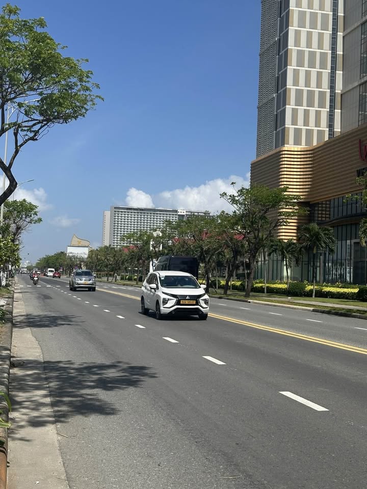 Đất nền Crown Plaza Trường Sa 314m² 45 tỷ - Sổ đỏ chính chủ