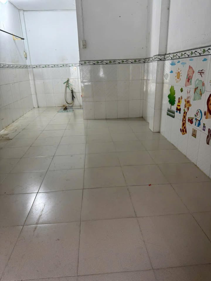 Nhà riêng Hiệp Thành Q12 30m² - Hẻm xe tải, sẵn sàng vào ở!