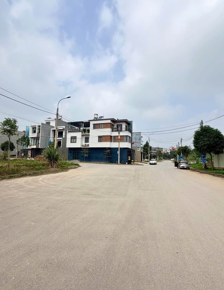 Đất nền Thái Nguyên 240m² giá 7 tỷ - Hạ tầng hoàn thiện!