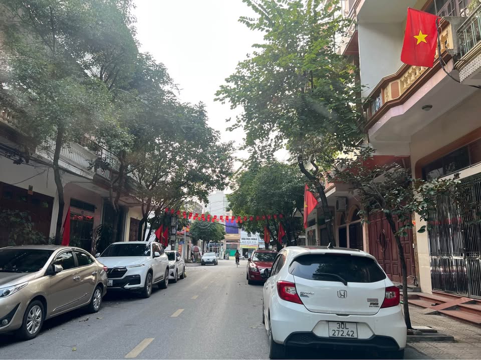 Bán Nhà 3 Tầng Phố Tân Khai, Phủ Lý - 70m², Mặt Tiền 4.5m, Giá Tốt