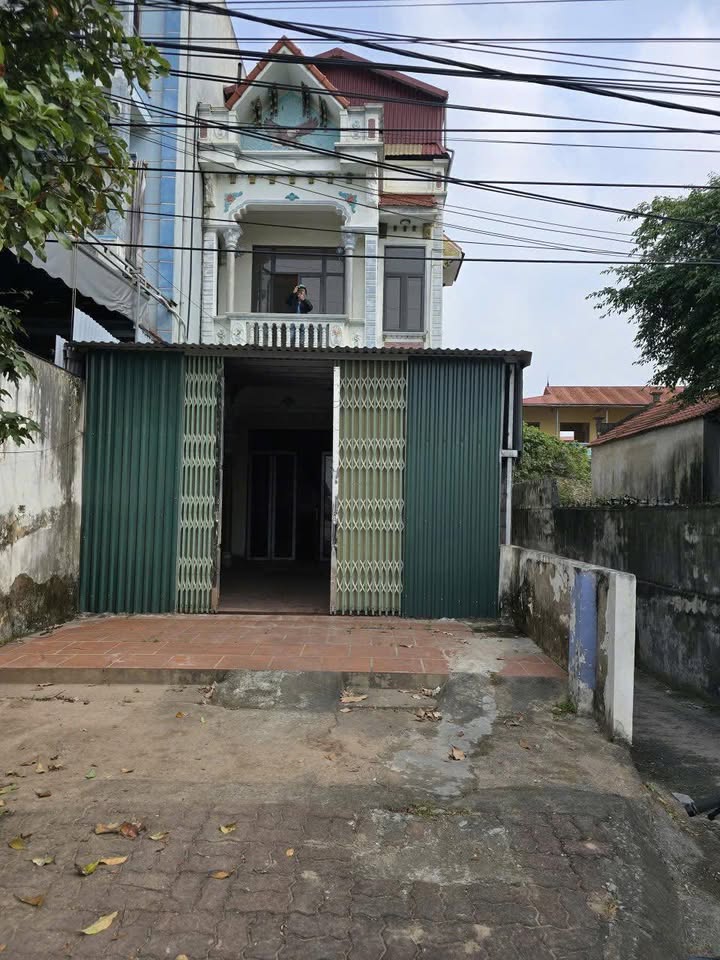 Nhà Phố Hoàng Hoa Thám, Hưng Yên 119.5m² - Mặt Tiền Kinh Doanh Tốt!