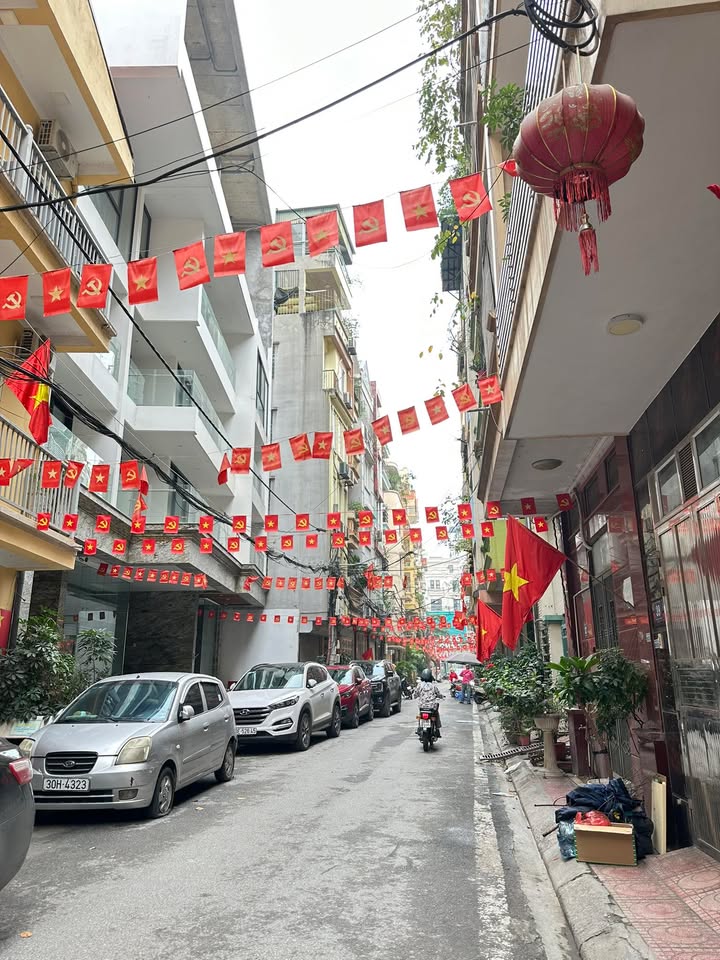 Đất Phân Lô Tây Hồ Lạc Long Quân 75m² - Sổ đỏ chính chủ!