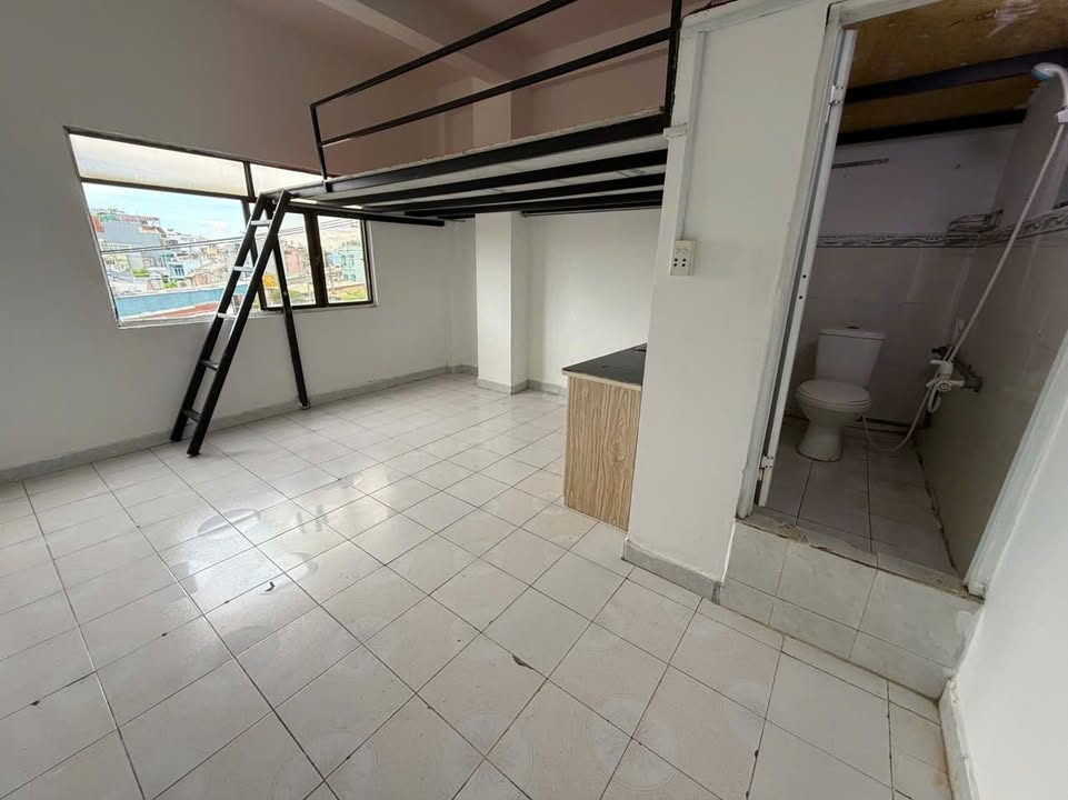 Phòng trọ Âu Cơ 30m² giáp Q10 - Sẵn sàng ở ngay!