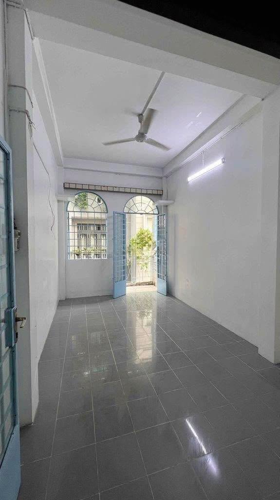 Nhà Nguyên Căn 3x9m, 3 Lầu, Vĩnh Viễn Q10 - Giá 12 Triệu/Tháng