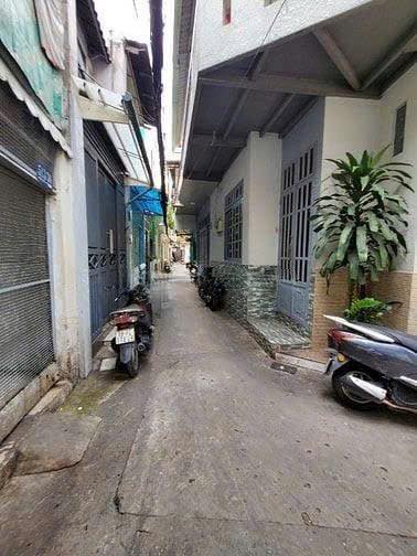 Nhà Cho Thuê Mặt Tiền Điện Biên Phủ, Quận 3 - 36m² Kinh Doanh Tốt