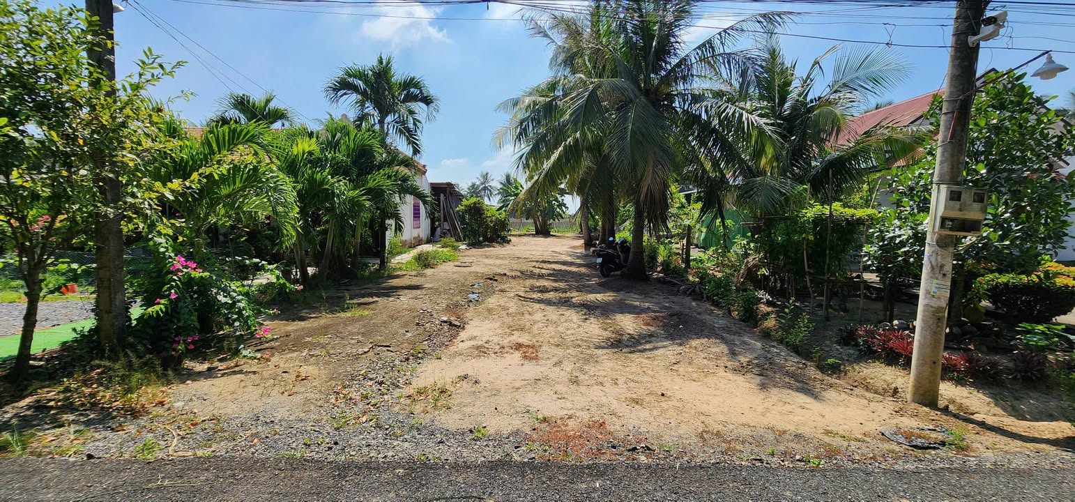 Đất Nền Vĩnh Hựu 400m² - Sổ đỏ chính chủ, tiềm năng sinh lời!