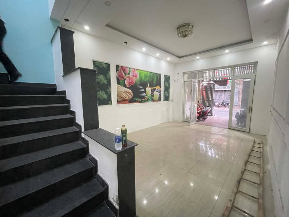 Nhà Mặt Tiền Kinh Doanh Phước Long B, Thủ Đức - 115m² Giá Tốt