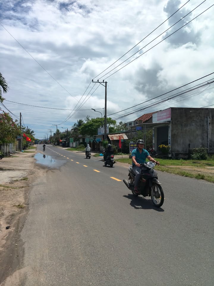 Nhà riêng Mặt tiền QL29 Tuy Hòa 258m² - Vị trí đẹp, Sẵn sàng ở ngay!