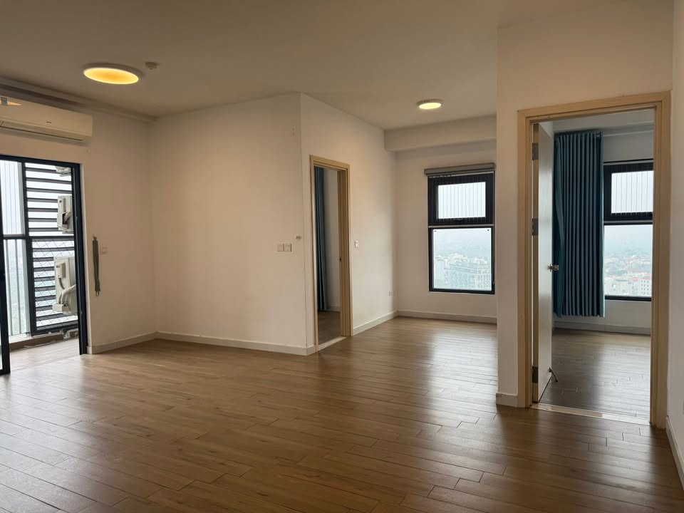 Thuê Căn Hộ WestBay Ecopark 65m² 7 Triệu - Căn Góc View Hồ Cực Chill!