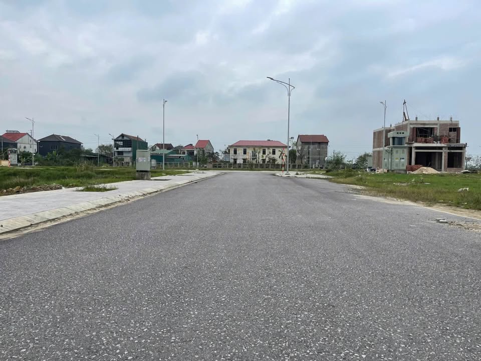 Đất nền Cầu Ngan - Thạch Hạ 144m² view công viên, Sổ hồng sẵn