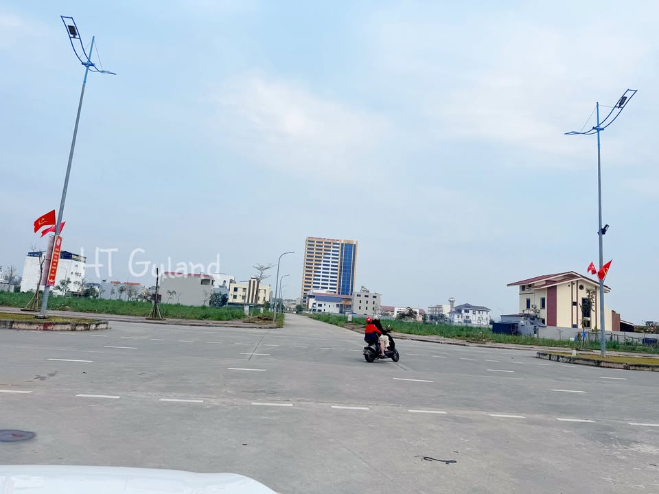 Nhà Phố KĐT Bắc Sông Trới 200m² - Vị trí đắc địa, 2 mặt tiền