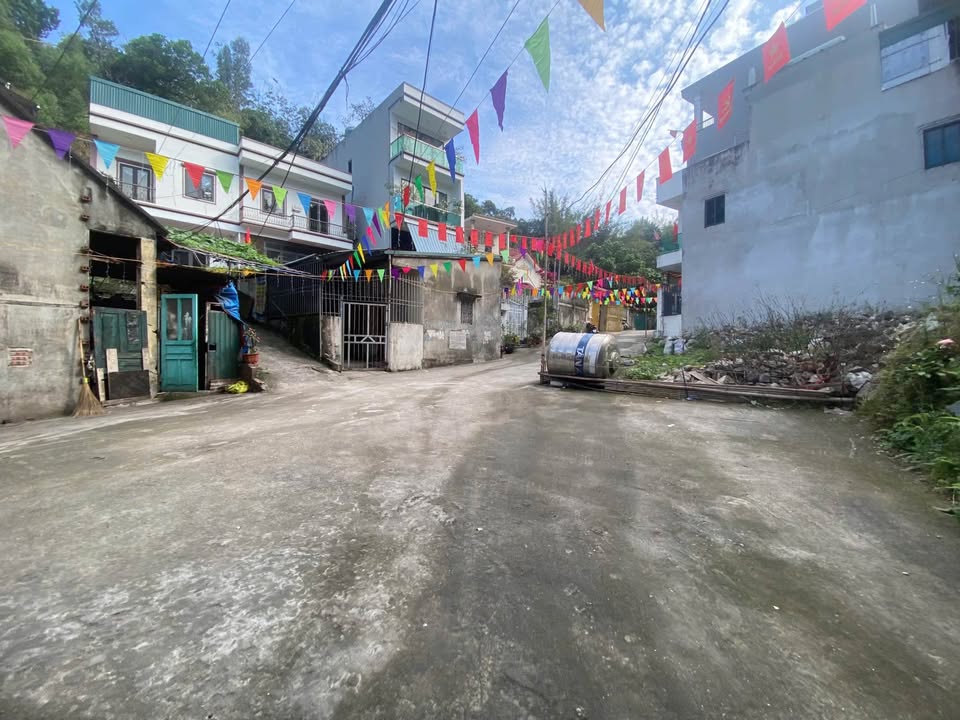 Đất nền Phường Hồng Hà 90.9m² - 4.09 tỷ - Sổ đỏ chính chủ!