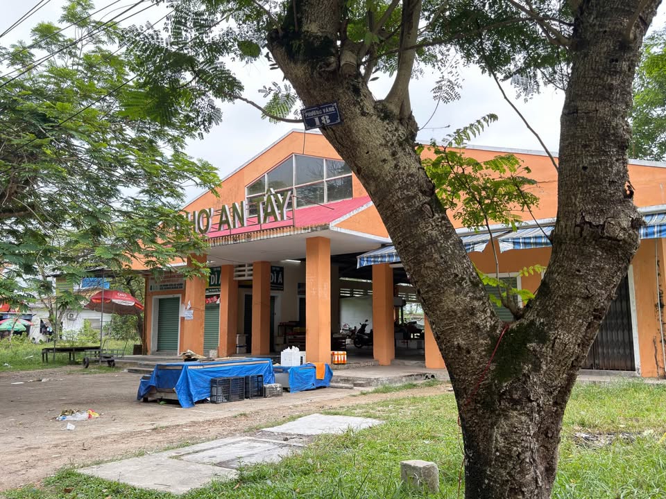 Nhà 2 Tầng Làng Đại Học Huế 76m² - 3PN, Sổ Hồng, Giá 1.9x Tỷ