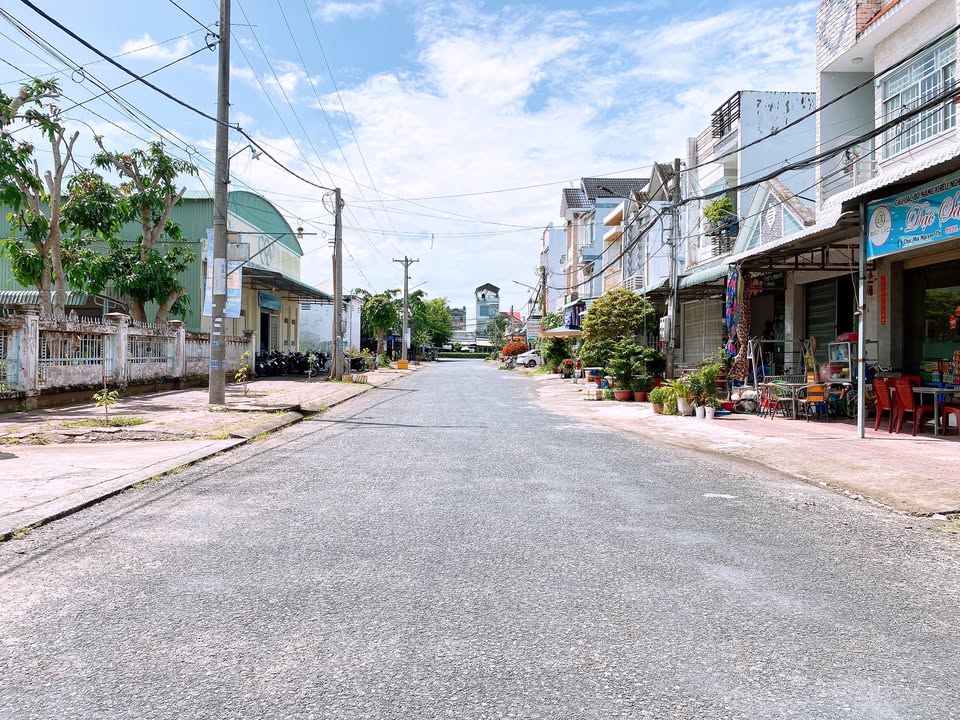 Nhà Trệt Lầu Đường Số 10 Phong Điền 95m² - Sổ Hồng Sẵn Sàng Giao Dịch