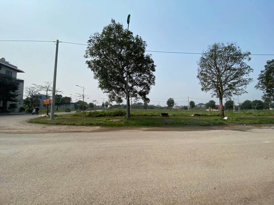 Đất nền KĐT Hồng Thái, Sông Công 400m² - Hướng Đông, Giá 4.4 tỷ