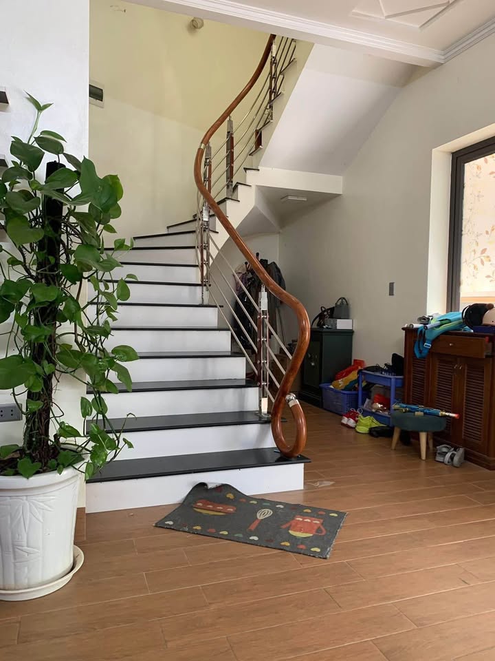 Nhà riêng Phường Minh Khai 111.3m² - Ô tô vào tận nhà!