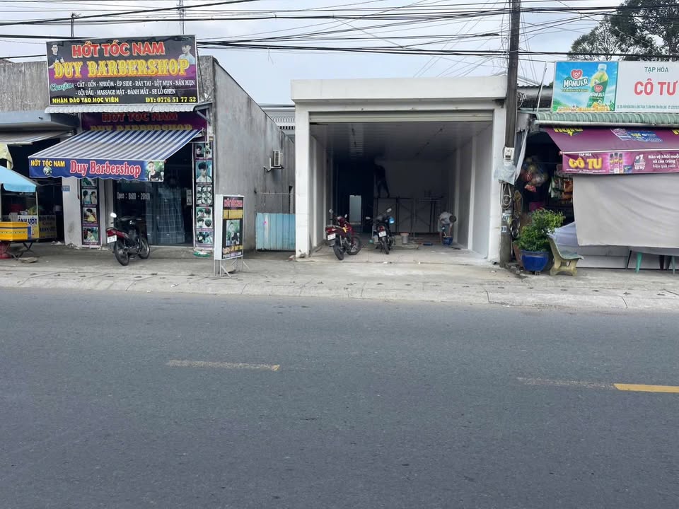 Nhà Mặt Tiền Kinh Doanh Đường Cầu Vượt, Q.10 - 172m², Sổ Đỏ