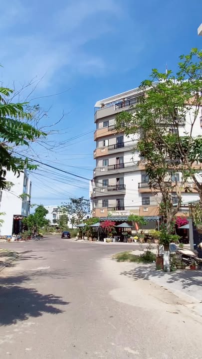 Nhà 3 Tầng Mặt Tiền Hà Thanh 2, Pleiku - 81m² Sổ Hồng, Giá 5 Tỷ