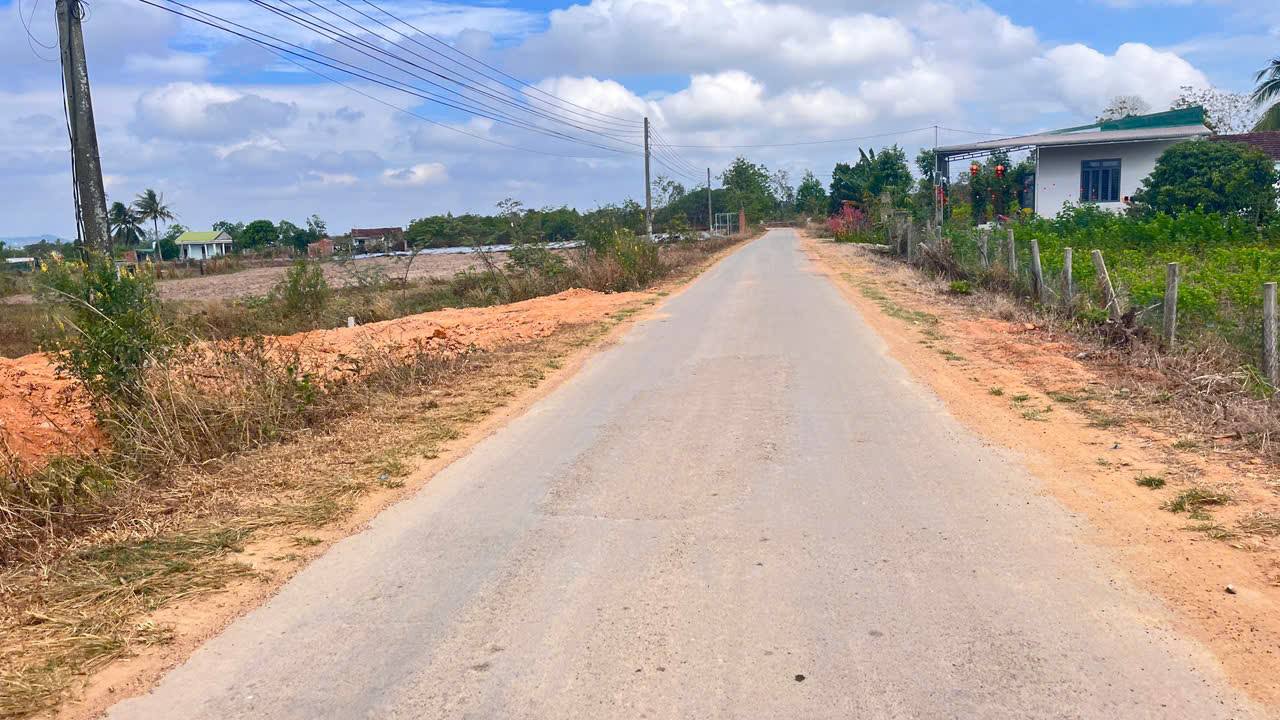 Bán Đất Nền 2200m² Mặt Tiền Đường Nhựa Huyện Ea Kar - Giá Đầu Tư 1.8 Tỷ