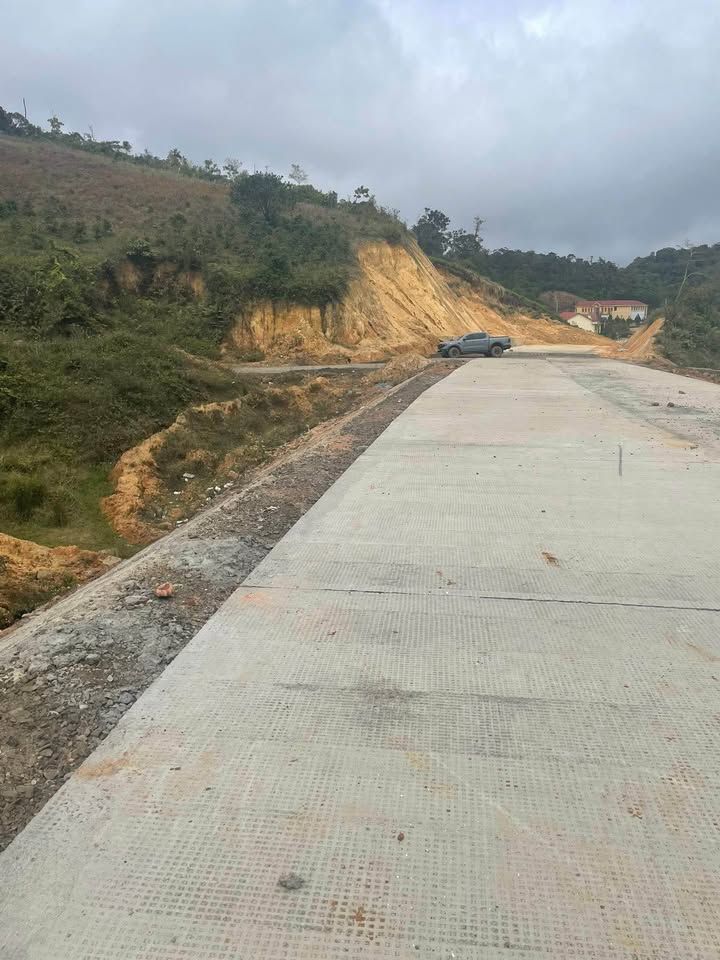 Đất nền Kon Tum Măng Cành 720m² giá thỏa thuận - Đường to ô tô