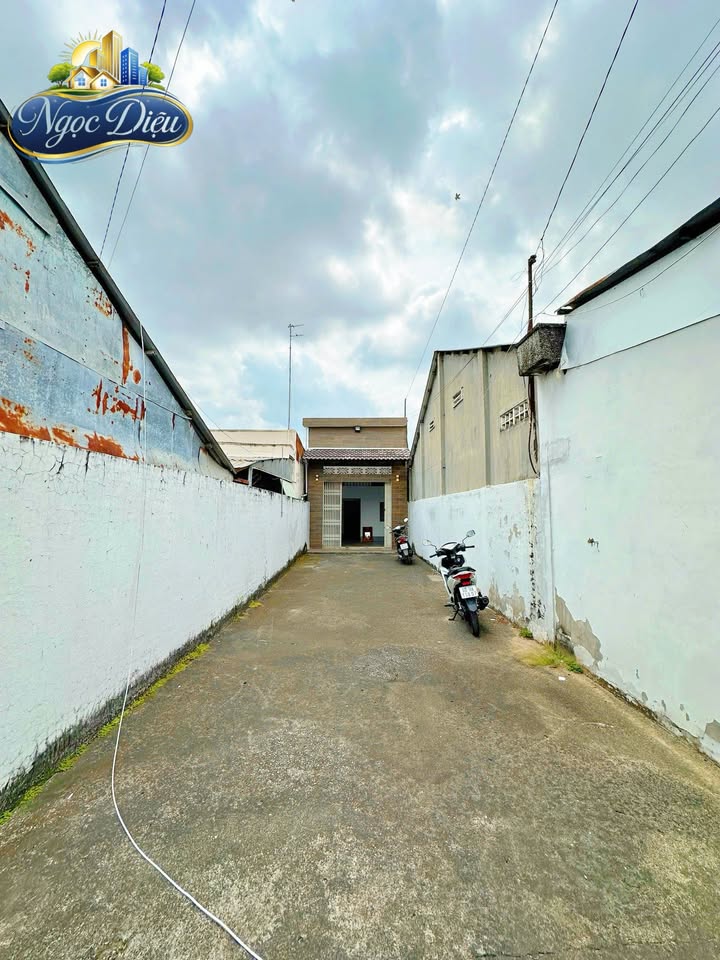 Nhà phố Ngô Quyền Phú Quốc 64m² 5tr - Mặt tiền kinh doanh