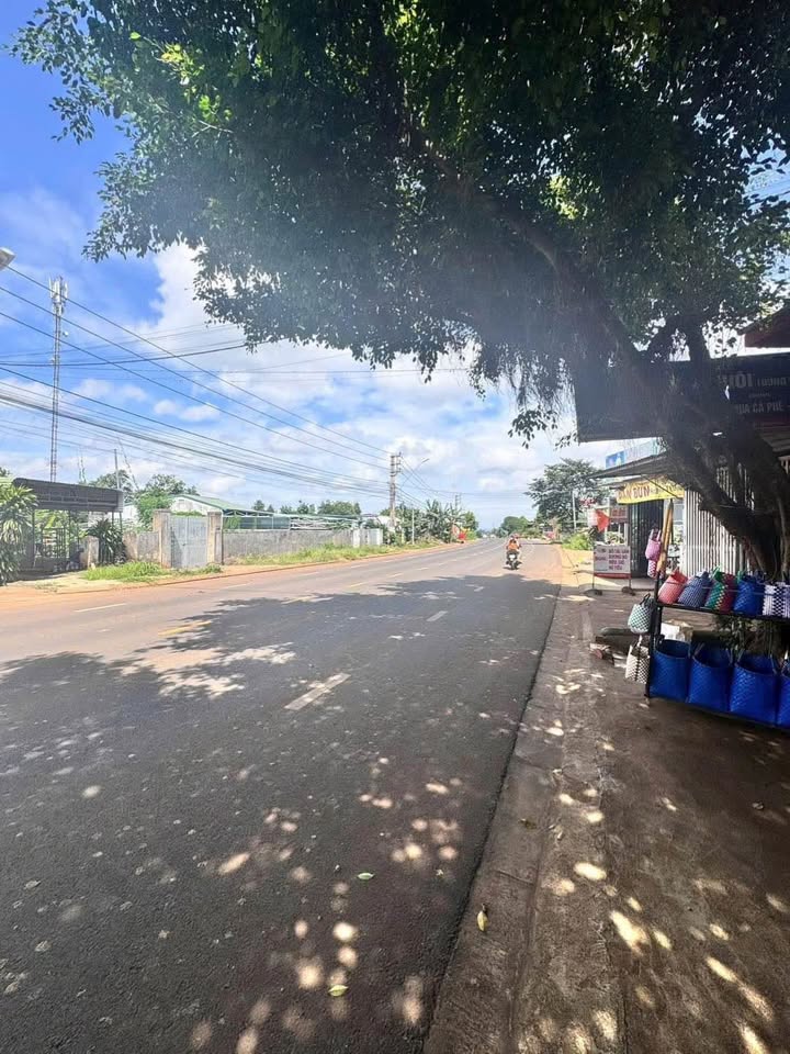 Nhà Mặt Tiền KD Nguyễn Thị Định, BMT - 5 Tỷ, 270m², Sẵn Sàng Kinh Doanh