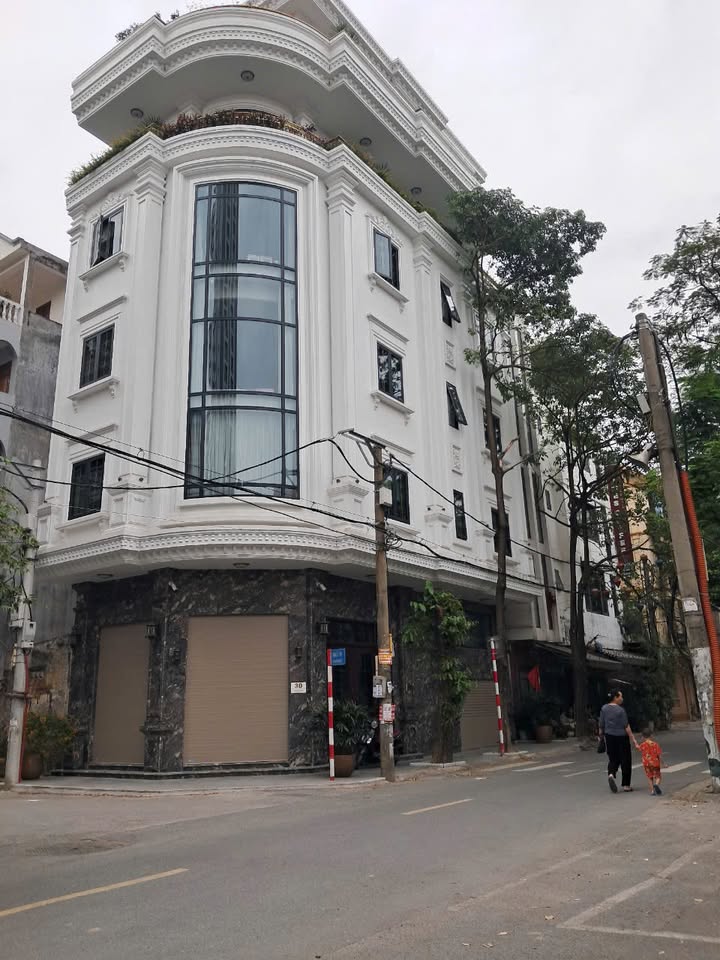 Bán nhà phố Duy Tân Cầu Giấy 72m² 26 tỷ - 9 tầng thang máy ô tô vào nhà