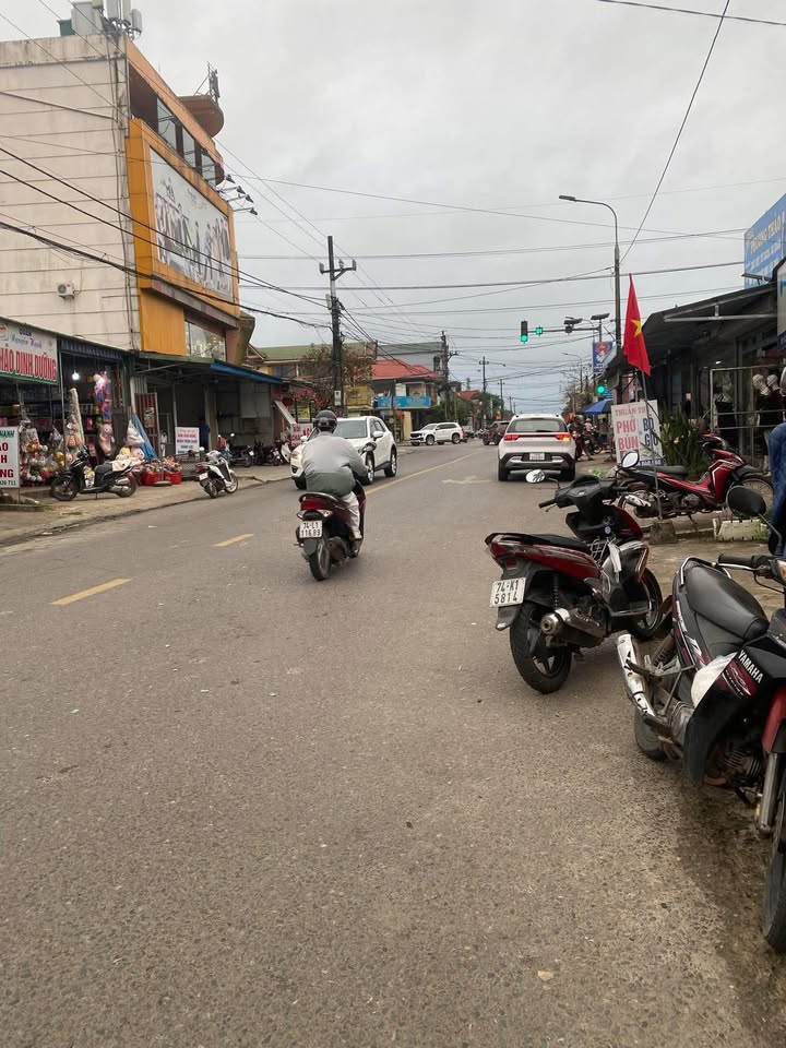 Mặt Tiền Nhựa Vĩnh Linh - 157.5m² - Sổ Hồng Sẵn - Giá 8xx Triệu