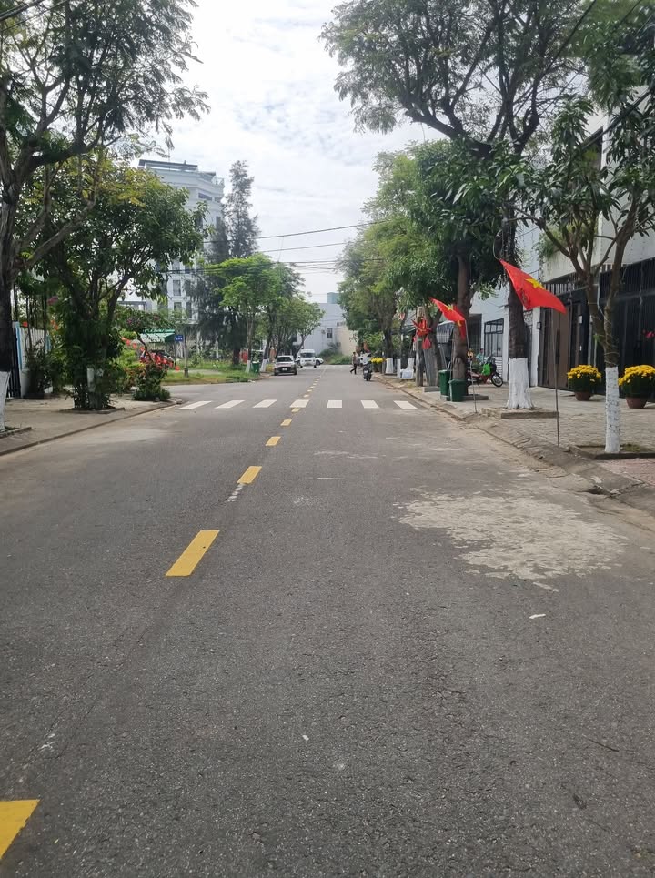 Nhà mặt tiền Ngô Thì Hương 100m² giá 7.2 tỷ - Mặt tiền kinh doanh đắc địa!