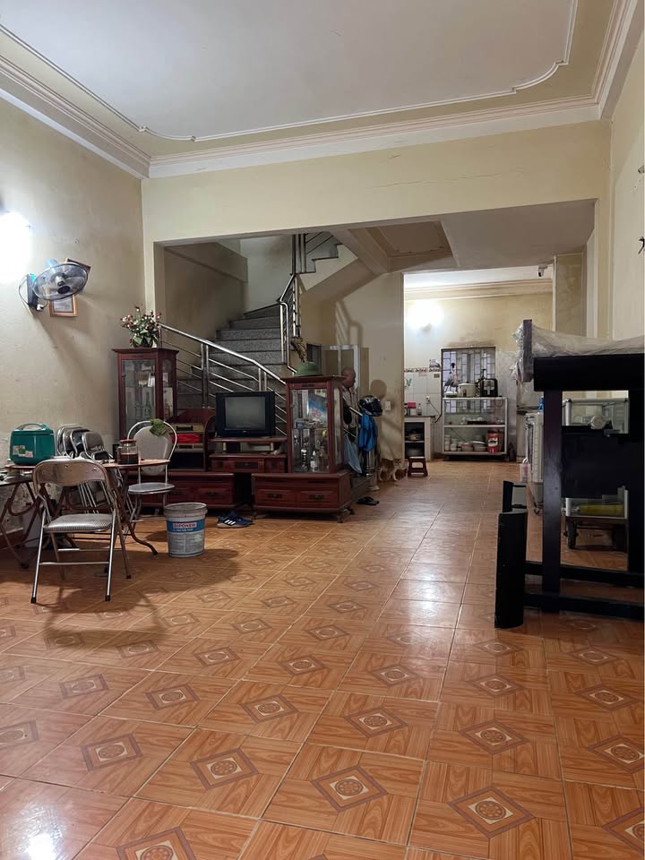 Nhà 3 Tầng 58.5m² Mặt Hồ Thuận Châu, Oto Đỗ Cửa - 1.7 Tỷ