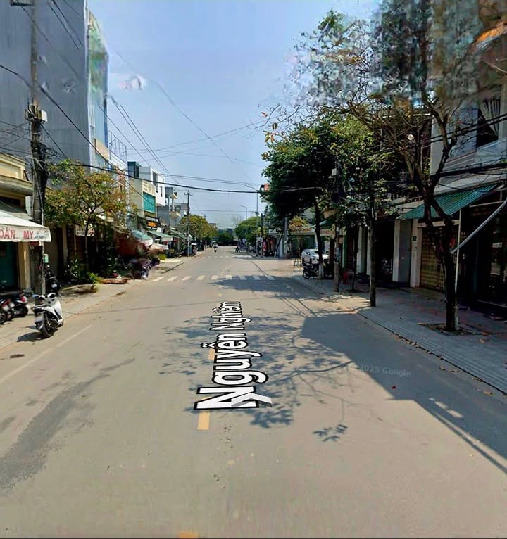 Nhà Mặt Tiền Nguyễn Nghiêm, Quảng Ngãi - Kinh Doanh Đắc Lợi, DT 159m²