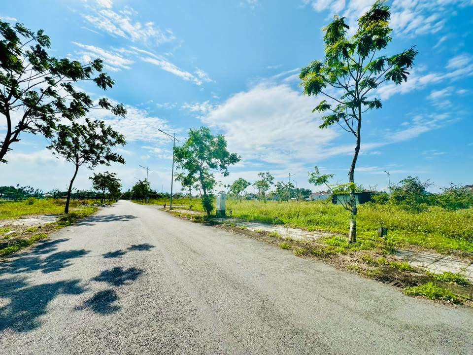 Đất nền Phạm Hữu Nhật, Quảng Ngãi 100m² - Hạ tầng hoàn thiện!