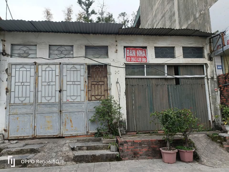 Nhà phố mặt tiền QL18 Hạ Long 120m² - Vị trí đắc địa kinh doanh!