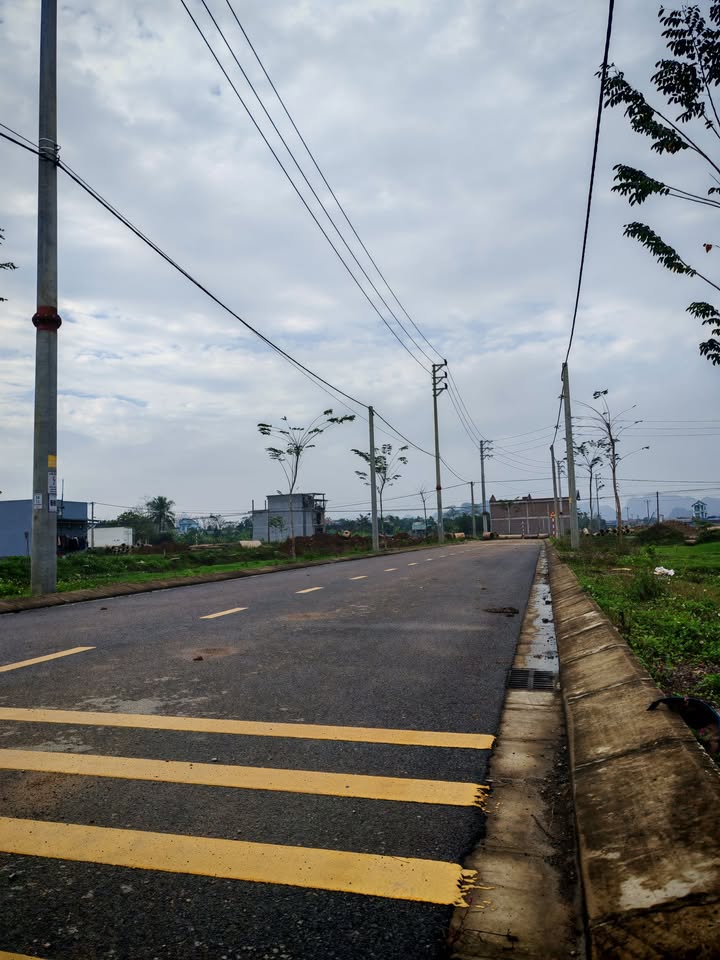 Đất nền Thạch Bình, Nho Quan 120m² - Giá tốt nhất, Sổ đỏ sẵn sàng