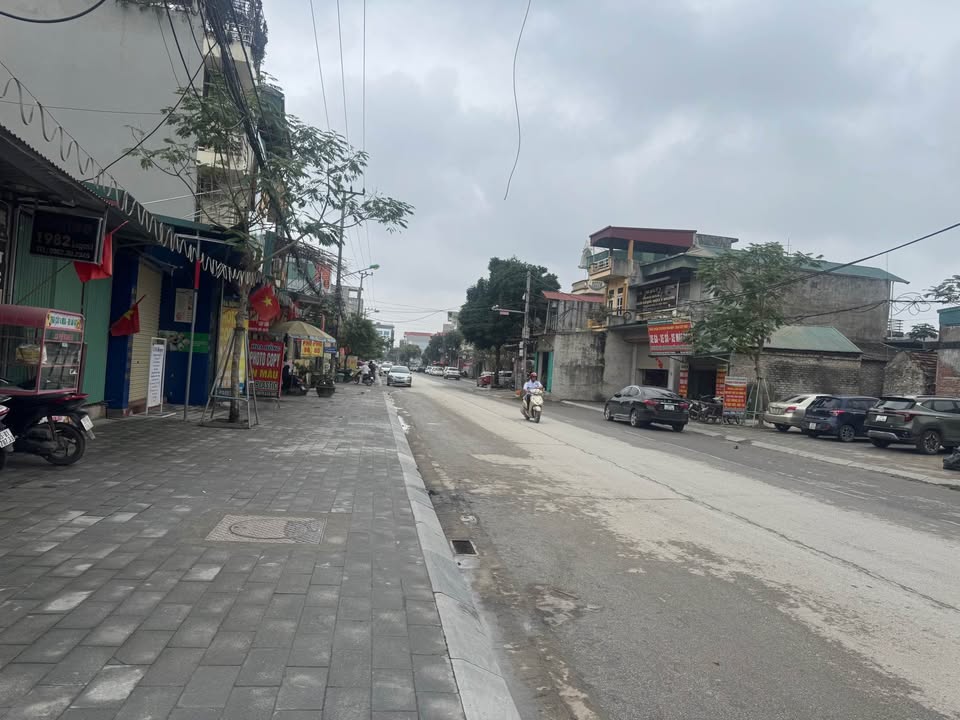 Bán Gấp Đất Mặt Tiền Kinh Doanh Đường Xuân Thành, Hoa Lư - 95m²