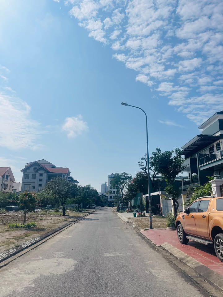 Biệt thự HKA Hạ Long 375m² hướng biển - Sổ đỏ sẵn sàng giao dịch