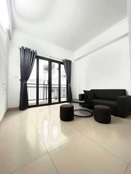 Căn hộ mini Nguyễn Kháng Toàn 45m² - Sẵn sàng vào ở ngay!