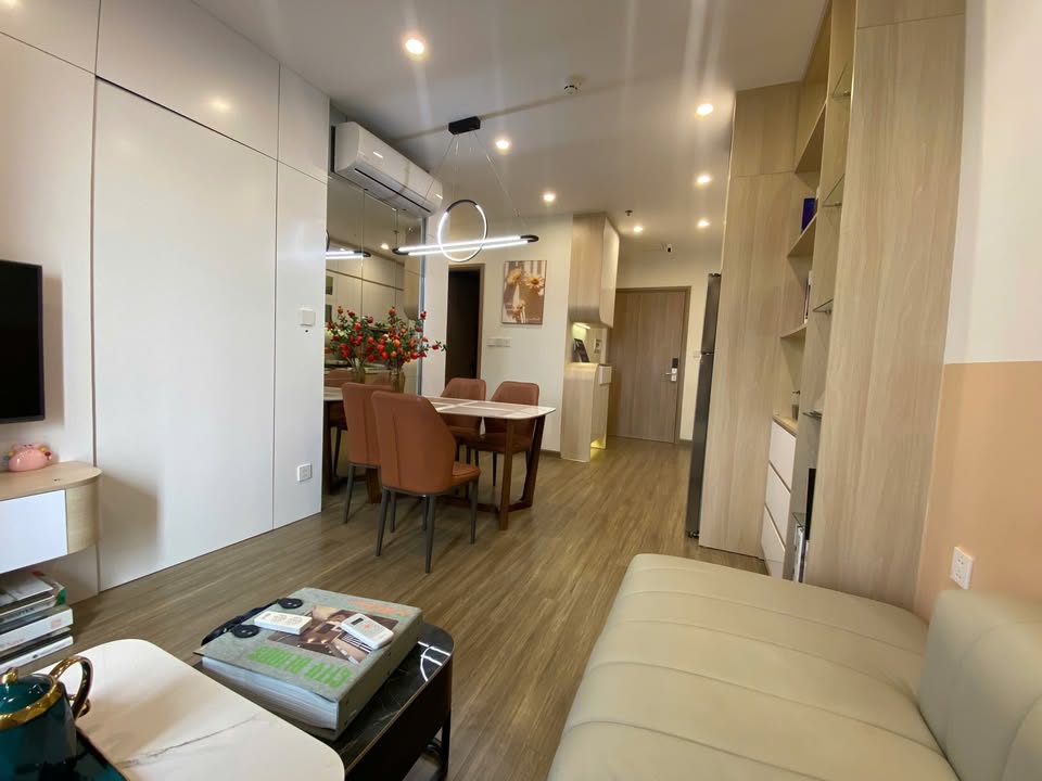 Cho thuê căn hộ 2PN Vin Smart City - View thoáng, full nội thất