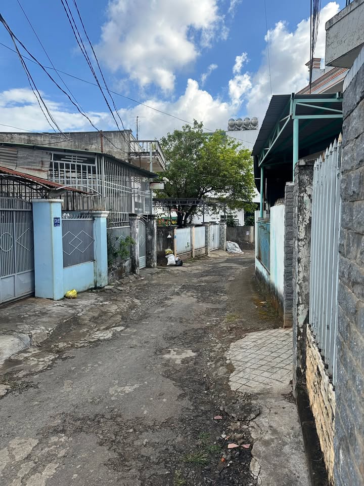 Nhà riêng Hẻm 170 Lê Duẩn BMT 72m² - Chính chủ bán!