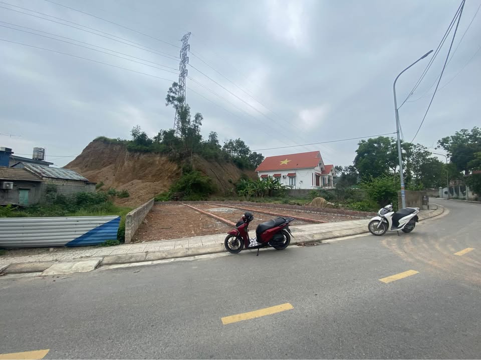 Đất nền Ninh Sơn 61m² giá 560 triệu - Đường to ô tô