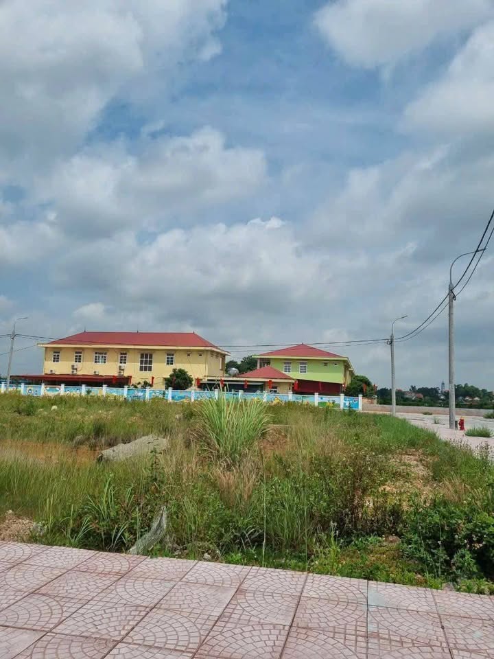 Bán Đất Lô Góc 100m² Trung Tâm Việt Dân, Đông Triều - Sẵn Sổ Đỏ