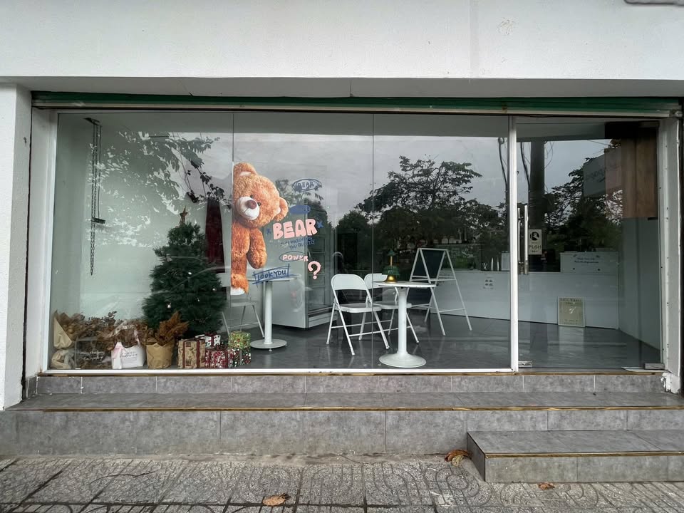 Sang Quán Cafe Mặt Tiền Hồ Búng Xáng, Cần Thơ - 100m², 2 Tầng, Giá Tốt