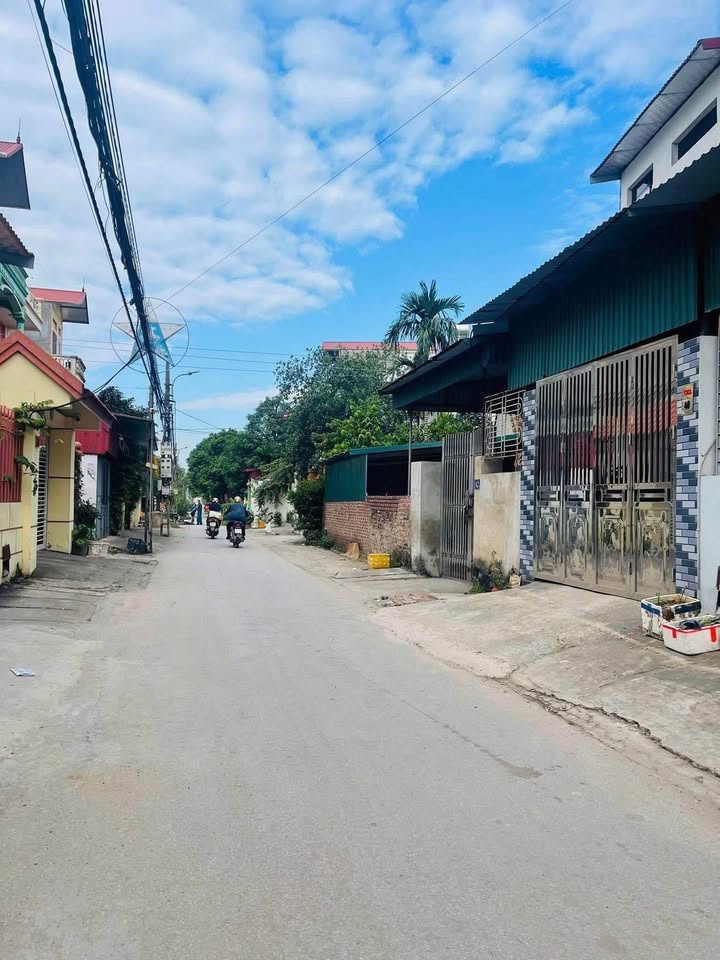 Lô đất KĐT Nam Hồng, TP Bắc Giang 112m² - Đường to ô tô!