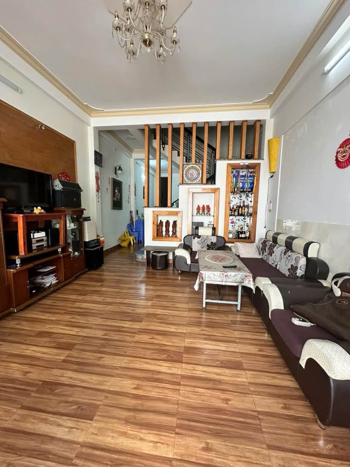 Nhà riêng Nguyễn Trung Trực Đà Lạt 6 tỷ - Sẵn sàng ở ngay!