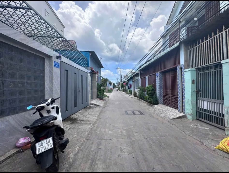 Đất Thổ Cư 200m² Trung Tâm Phan Thiết - Giá Tốt 2.35 Tỷ