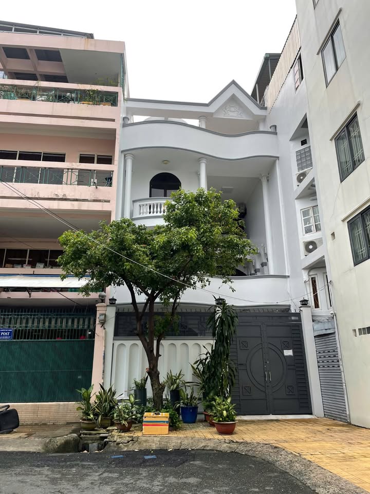 Nhà Cho Thuê Hẻm VIP Hồ Văn Huê 140m² - Vị trí đẹp, KD đa ngành!