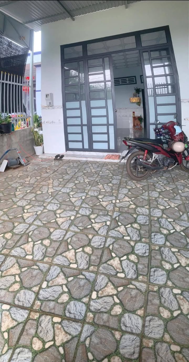 Đất Nền Tân Hiệp Tây Ninh 305m² - Sổ Hồng Sẵn Sàng - Giá Đầu Tư 450 Triệu