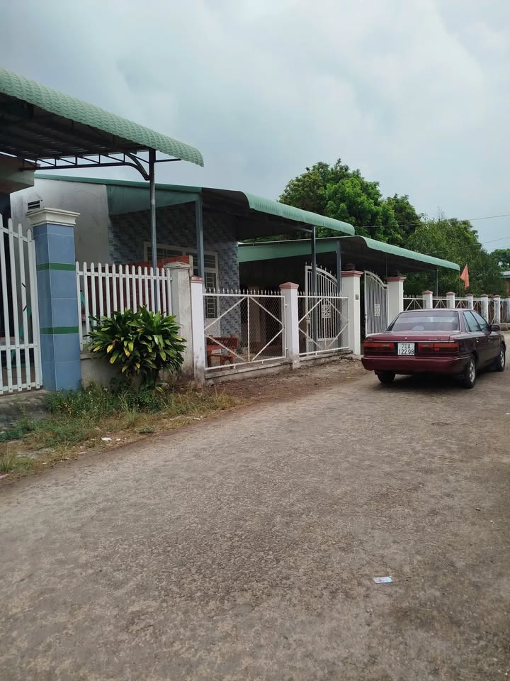 Nhà 2 Mặt Tiền Kinh Doanh Tân Biên, Tây Ninh - 197m² Giá 990 Triệu